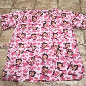 Medium scrub top